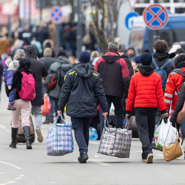 Željeznički kolodvor u Lavovu gdje pristižu izbjeglice iz istočnih dijelova Ukrajine.
