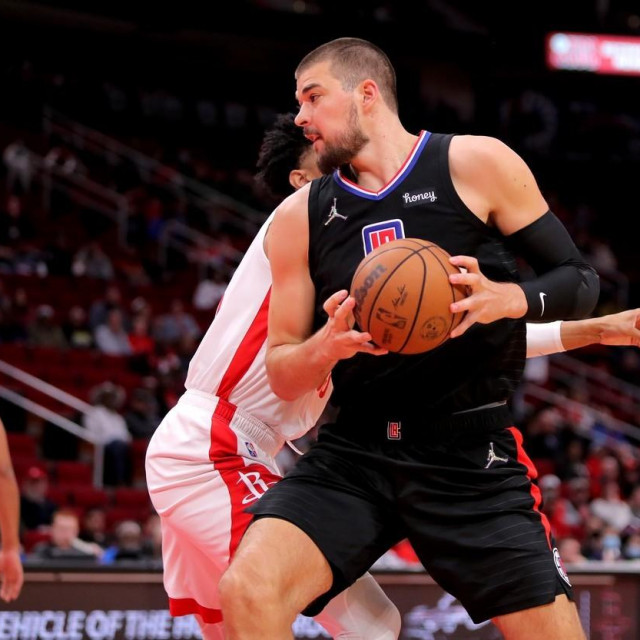Ivica Zubac igra bolje od kada u klubu nema Sergea Ibake

