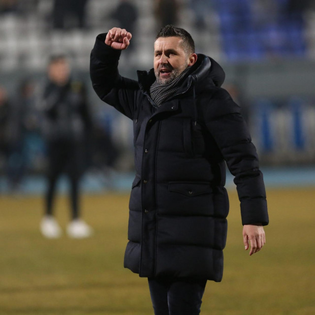 Nenad Bjelica i bez raspoloženog napadača radi sjajan posao
