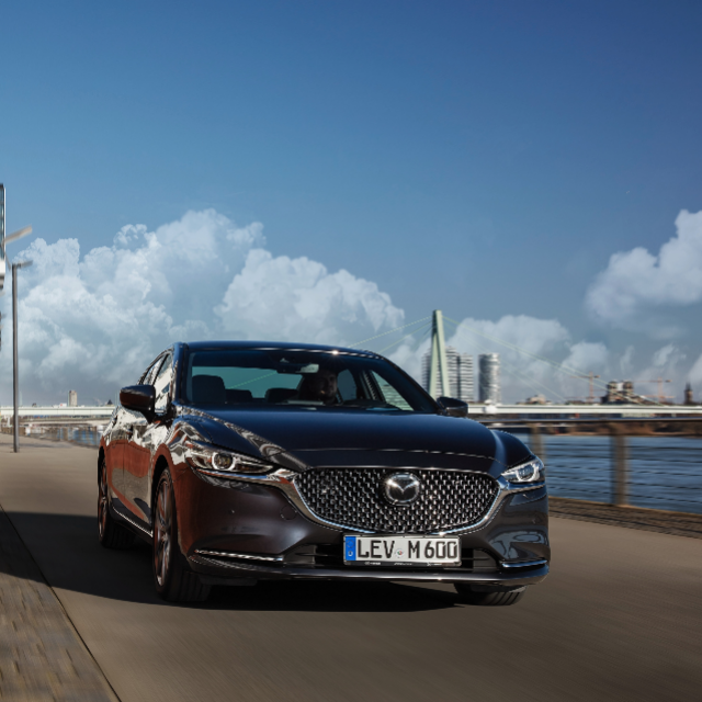 2018. Mazda6
