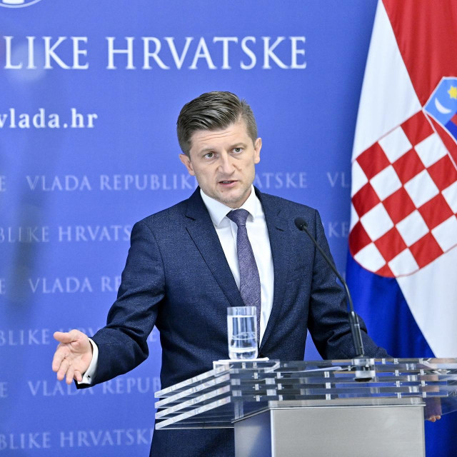 Ministar financija Zdravko Marić