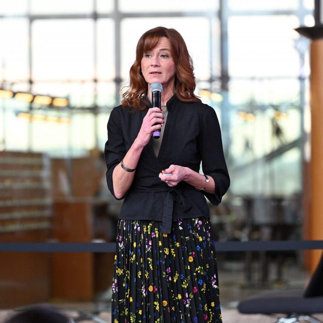 Martina Furdek Hajdin
