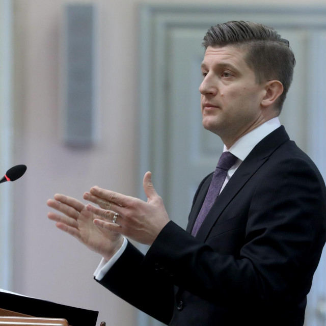 Zdravko Marić