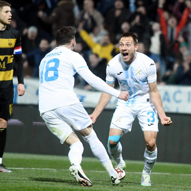 Mihail Merkulov slavi presuni pogodak
