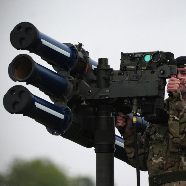 Prijenosni protuzračni sustav STARStreak
