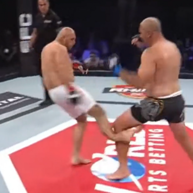 Willem Smith vs. Ivan Strydom
