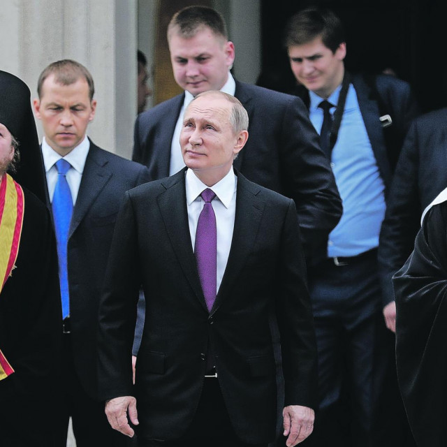 Tihon Ševkunov, Vladimir Putin i patrijarh Kiril 
