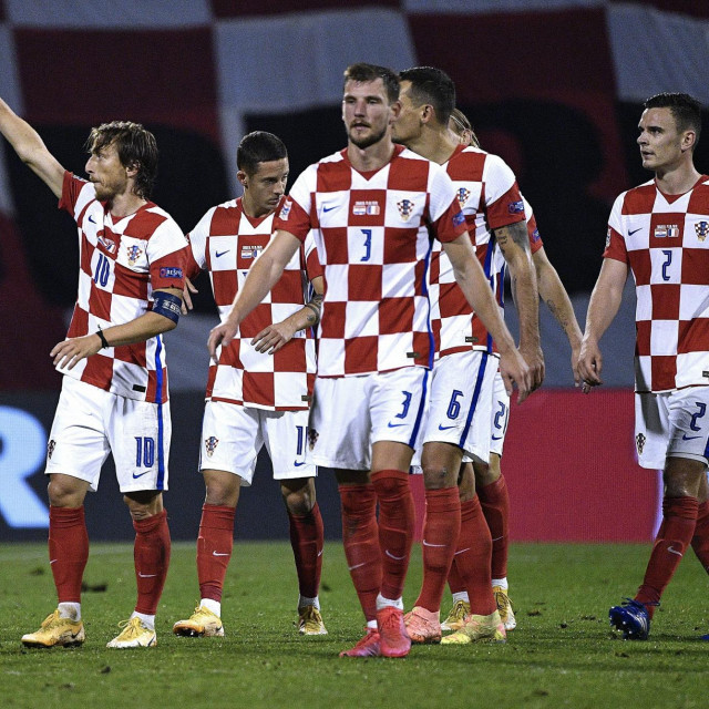 Filip Uremović u reprezentativnom dresu (prvi desno)
