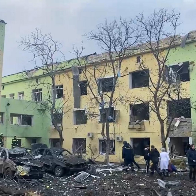 Granatirana bolnica u Mariupolju u Ukrajini
