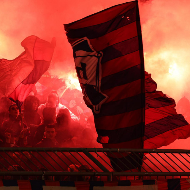 Podijeljene su kazne Dinamu i Hajduku zbog ponašanja njihovih navijača
