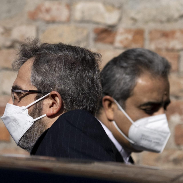 Na pregovorima u Beču prije tjedan dana iranski pregovarački tim vodio je Ali Bagheri Kani (lijevo), a analitičari su objavili kako su izgledi za sklapanje sporazuma 80 posto

