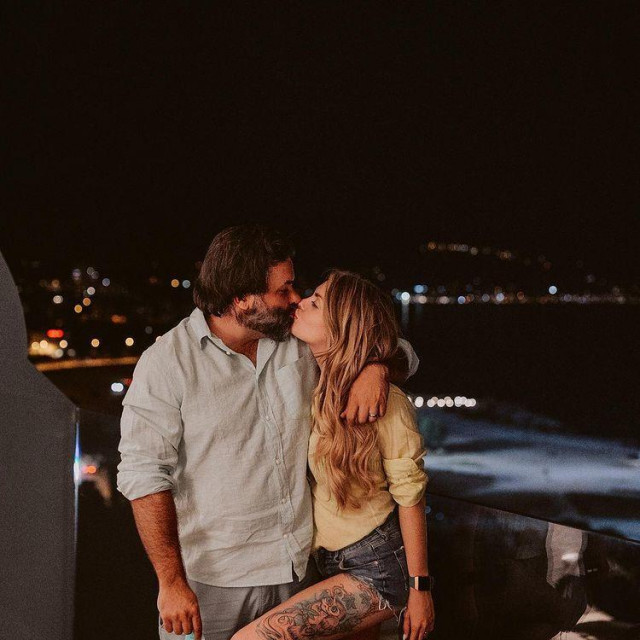 Charles Pearce i Ella Dvornik
