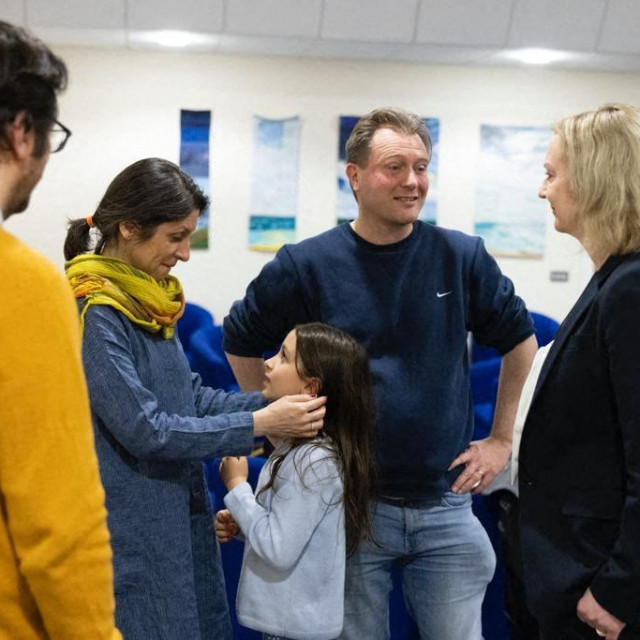 Nazanin Zaghari-Ratcliffe sa svojom obitelji
