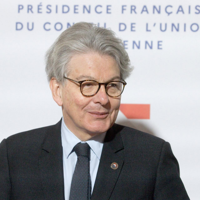  Thierry Breton 
