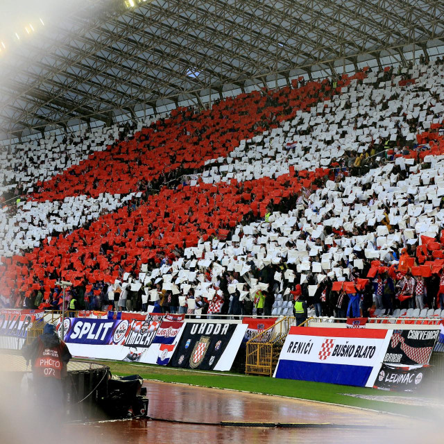 Koreografija na utakmici Hrvatska - Rusija
