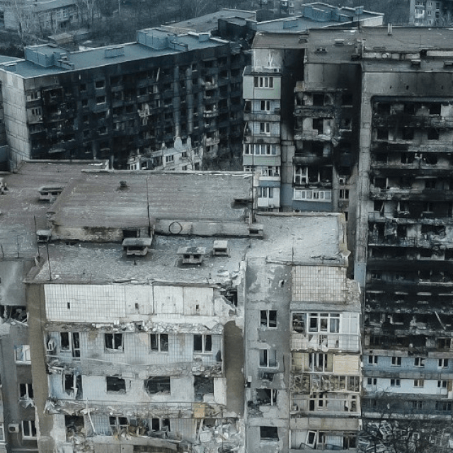 U ukrajinskom gradu Mariupolju stanje je kritično zbog neprekidnog ruskog bombardiranja
