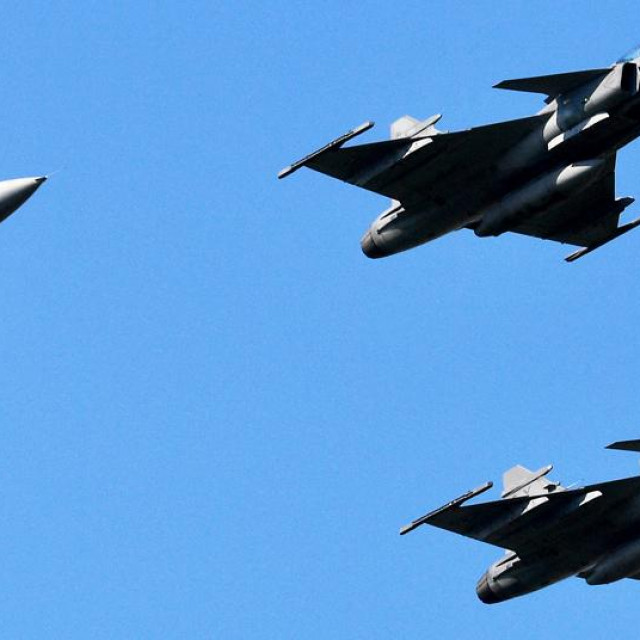 Borbeni zrakoplov Gripen
