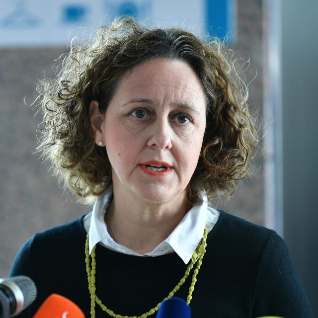 Nina Obuljen Koržinek
