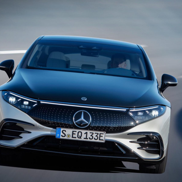 Mercedes EQS