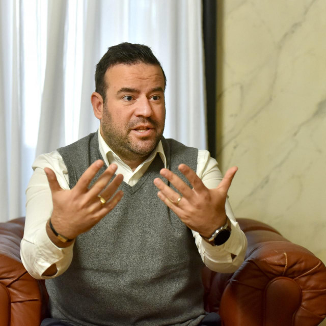 Pulski gradonačelnik Filip Zoričić
 
