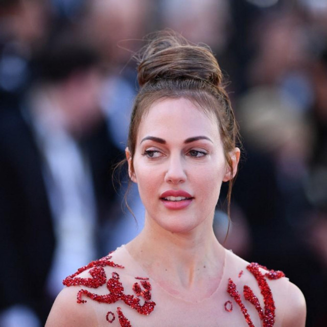 Meryem Uzerli, Hurem
