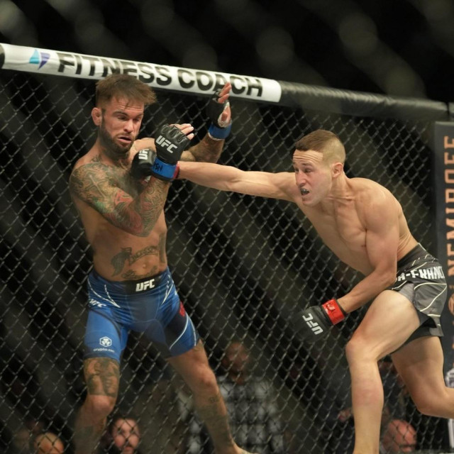 Kai Kara-France vs. Cody Garbrandt
