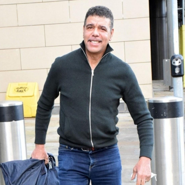 Chris Kamara se bori kako bi govor vratio u normalu