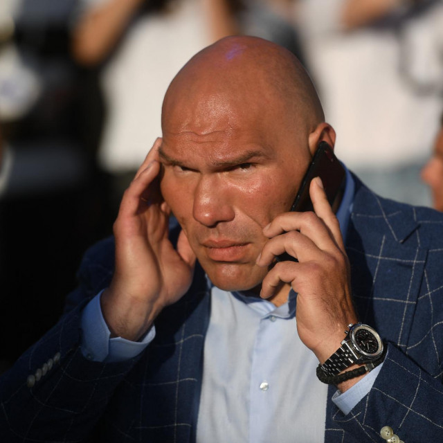 Nikolaj Valujev, bivši boksački prvak
