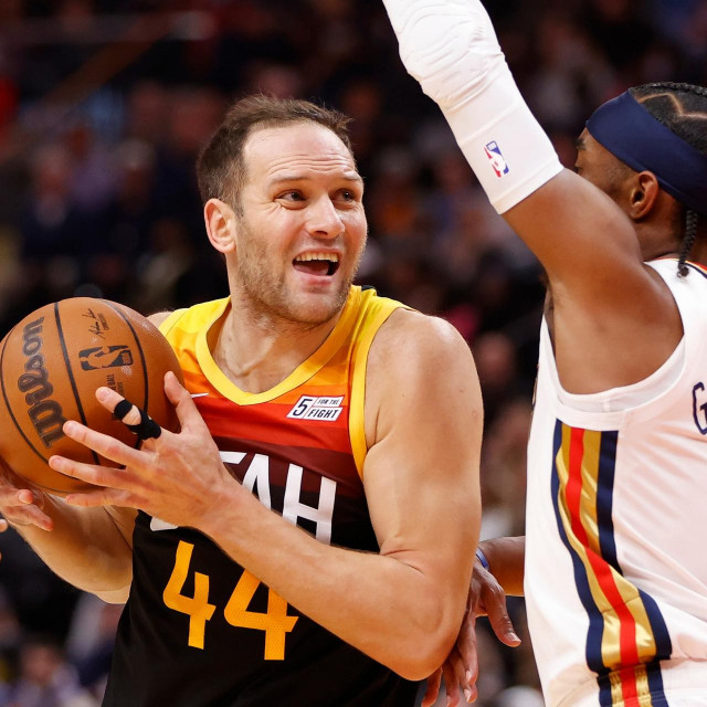 Nov 26, 2021; Salt Lake City, Utah, USA; Utah Jazz forward Bojan Bogdanovic (44) battle against New Orleans Pelicans guard Devonte’ Graham (4) in the second quarter at Vivint Arena.,Image: 645112667, License: Rights-managed, Restrictions:, Model Release: no, Credit line: USA TODAY Sports/ddp USA/Profimedia