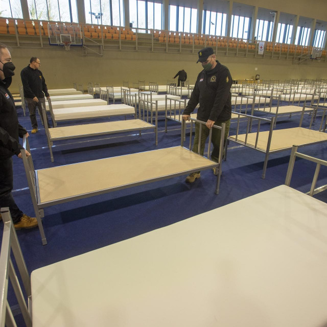 Mala dvorana Arene Varazdin pripremljena je za prihvat izbjeglica iz ratom zahvaćene Ukrajine.