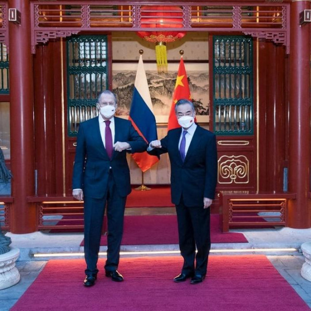Wang Yi i Sergej Lavrov, arhivska fotografija