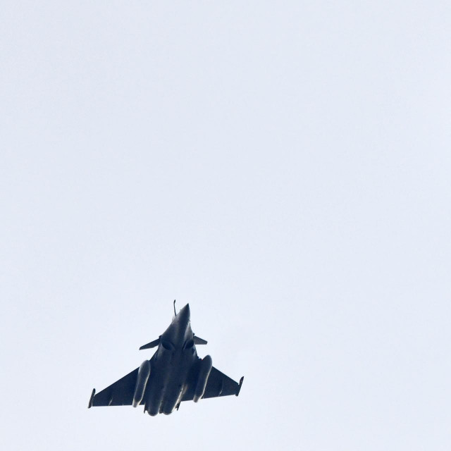 Rafalei na nebu iznad Zagreba