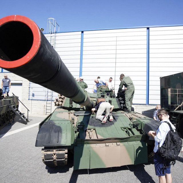 Tenkovi sovjetske proizvodnje (T-72) u posjedu Poljske vojske mogli bi uskoro biti poslani u Ukrajinu
