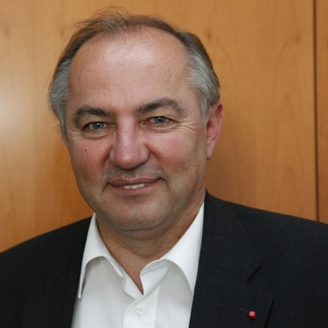 Josip Juratović