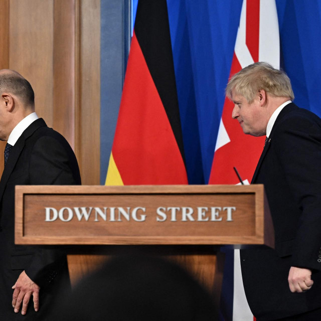 Olaf Scholz i Boris Johnson
