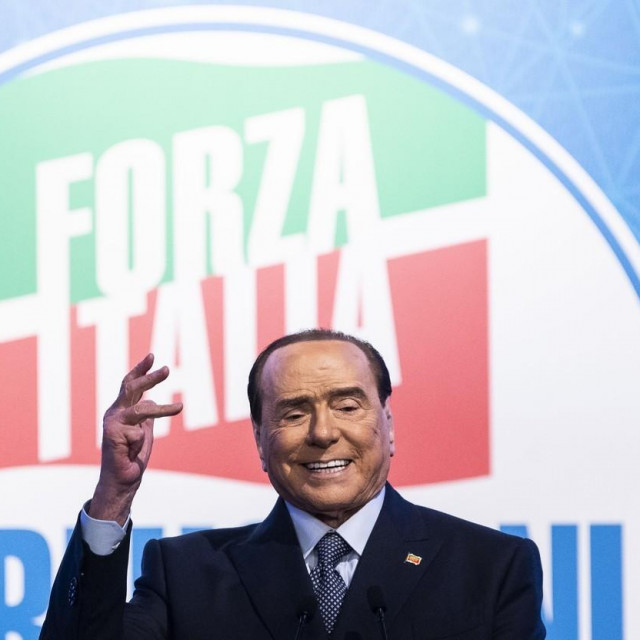 Silvio Berlusconi je drugo ime na listi najbogatijih vlasnika klubova u Italiji