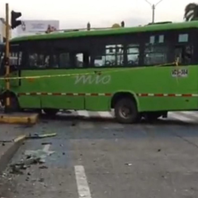 Freddy Rincon se nalazi u teškom stanju nakon što je autobus naletio na njegov automobil