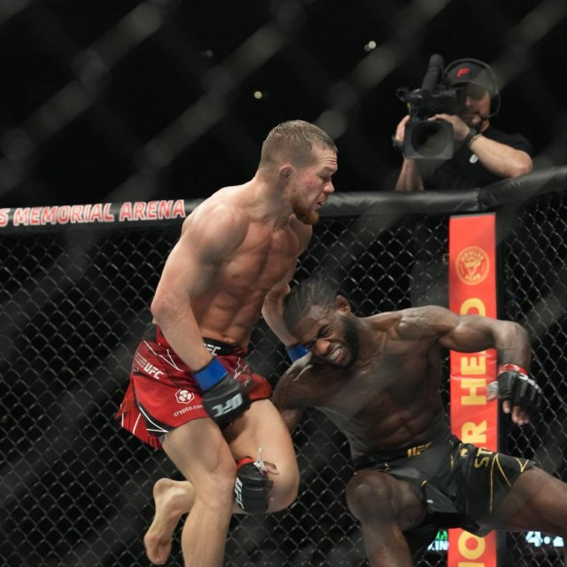 Petr Yan i Aljamain Sterling