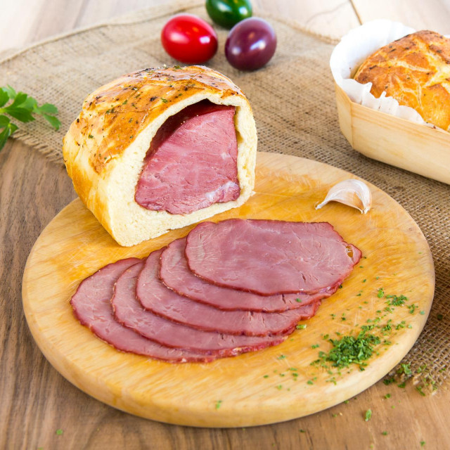 Easter horse ham in dough, Easter eggs, horse radish, bread
