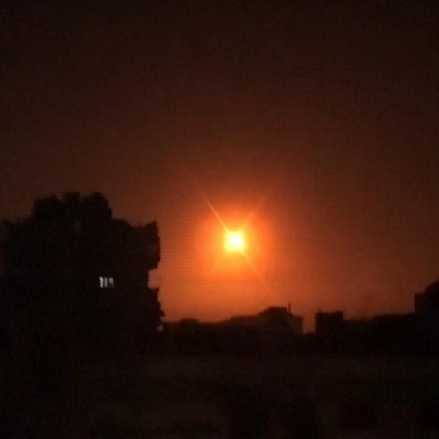 Arhivska snimka izraelskih napada na Damask