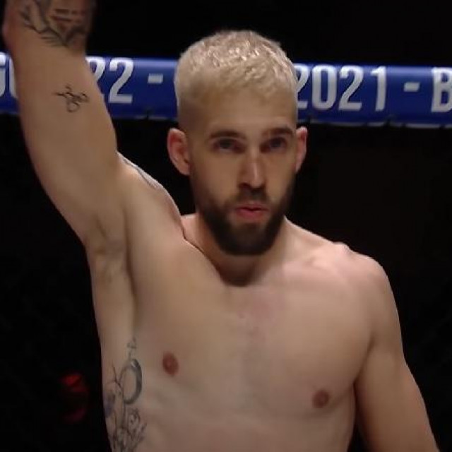 Teo Mikelić