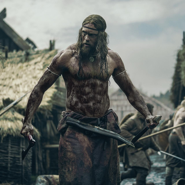Alexander Skarsgård kao Amleth u filmu ”Sjevernjak” Roberta Eggersa