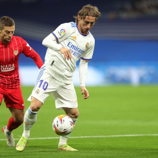 Papu Gomez i Luka Modrić