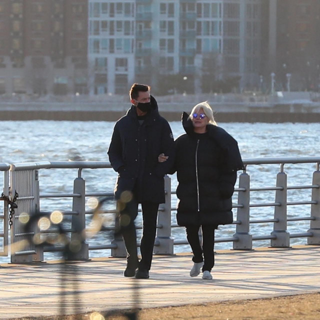 Hugh Jackman i Deborra-Lee Furness u šetnji New Yorkom