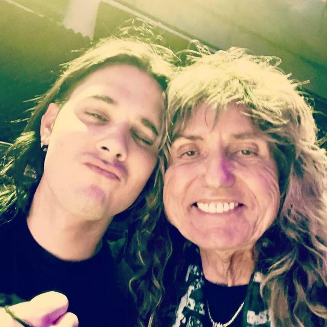 Dino Jelusić i Whitesnake