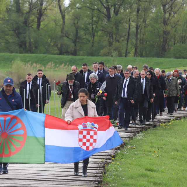 Državni vrh u Jasenovcu