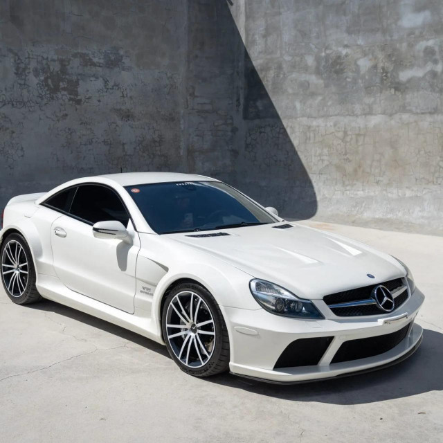 2009. Mercedes-Benz SL65 AMG Black Series