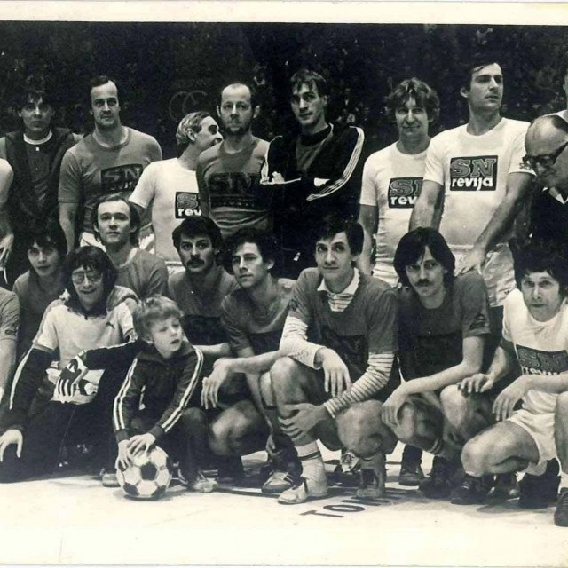 Malonogometna ekipa poznatih glumaca