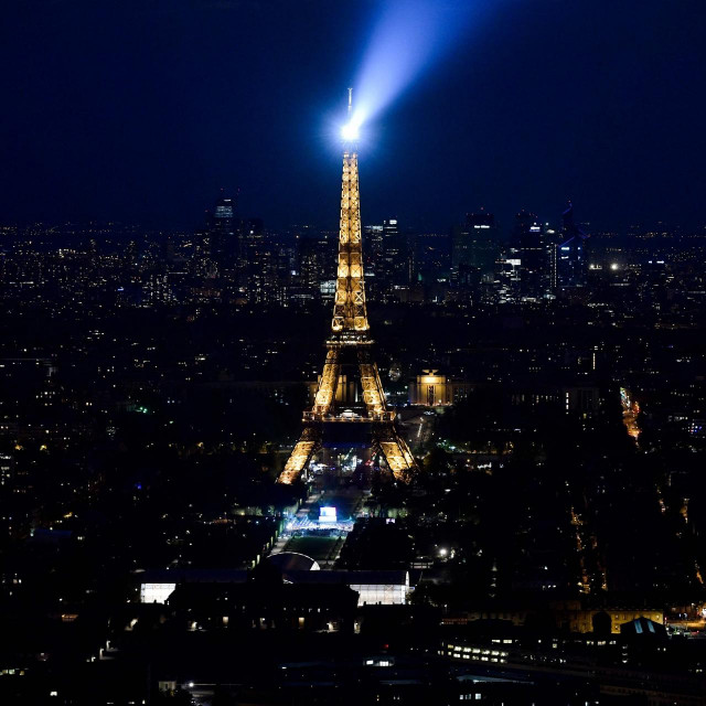 Pariz u noći izbora