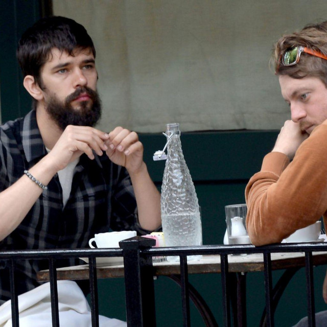 Ben Whishaw i Mark Bradshaw